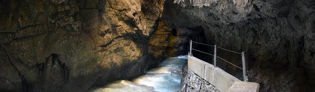 Wanderweg durch Partnachklamm 